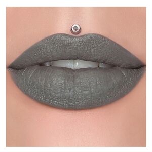 NIP Jeffree Star Velvet Trap Lipstick, Color Drill Sargeant - Sultry Grey